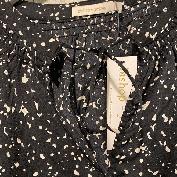 Bishop & Young | Black printed Wide sleeve Blouse | NWT | 2x - Picture 4 of 7